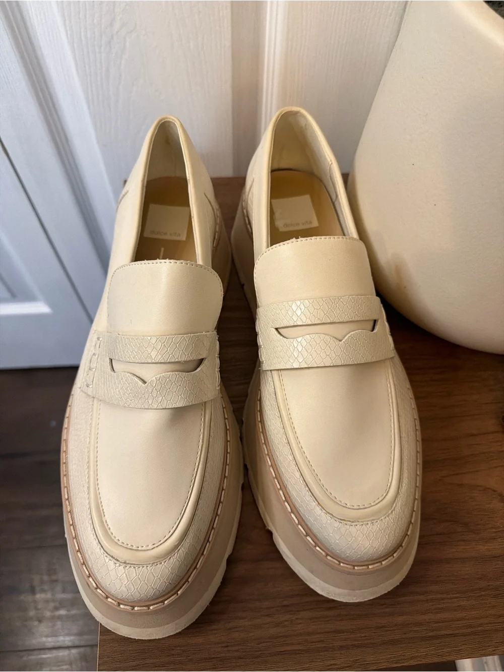 Dolce Vita Cream Platform Lug Sole Penny Loafers Women’s Size 11